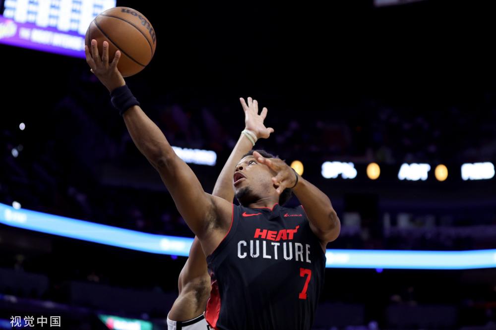 通过世界女 通过世界女