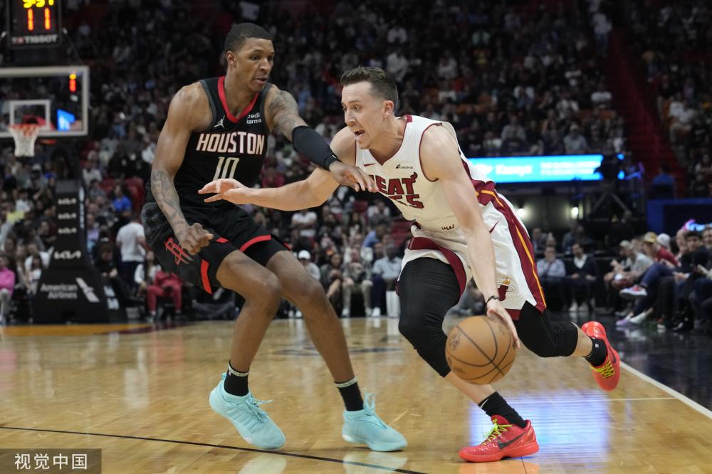 通过重新审 通过重新审